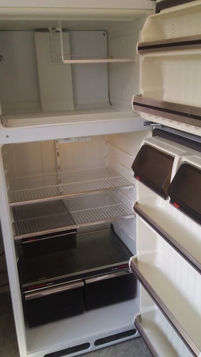 Pinales Appliance